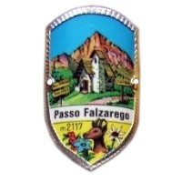 Passo Falzarego 2117 m Passo Falzarego 2117 m